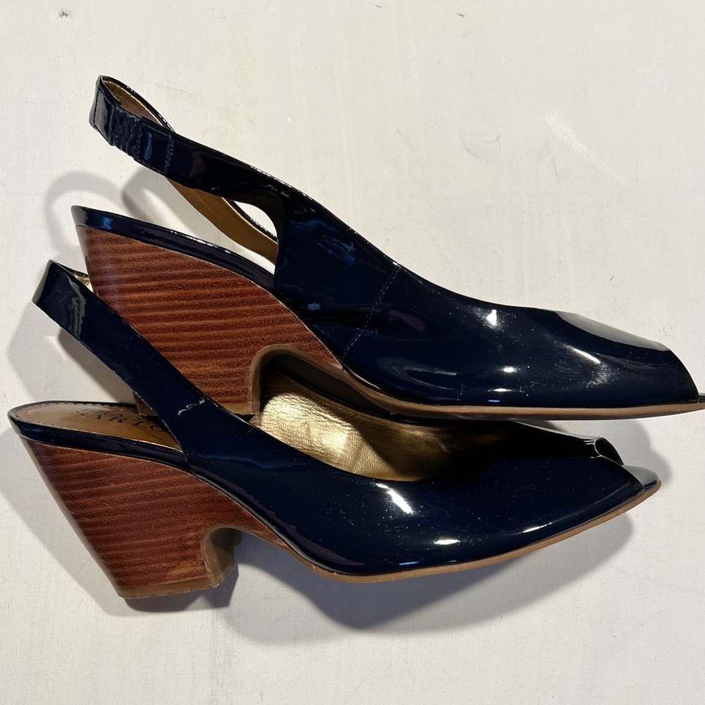 Franco Sarto Navy Patent Leather Slingbacks - Picture 4 of 9